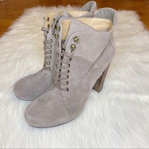 Nine West Suede Checkit Chunky Heel Bootie Size 9